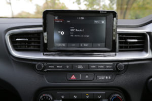 Kia ceed console