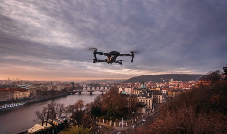 https://www.intelligentinstructor.co.uk/wp-content/uploads/2019/10/drones.jpg